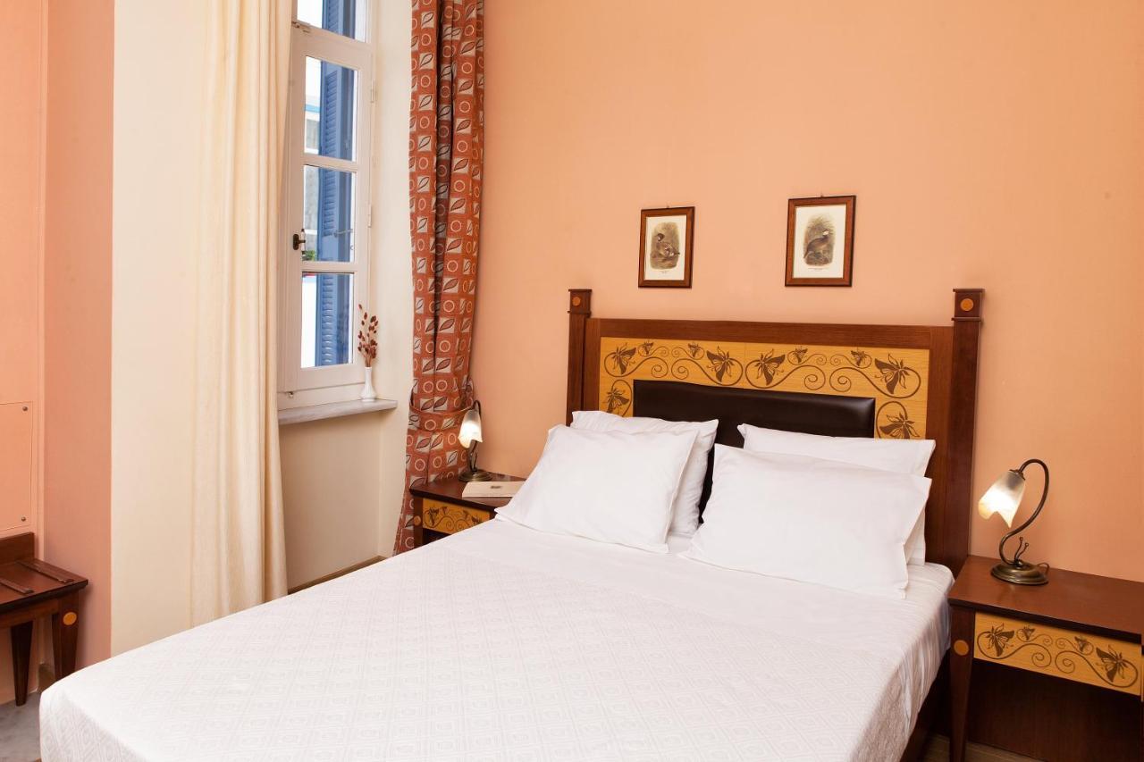 Egli Hotel Андрос Екстер'єр фото